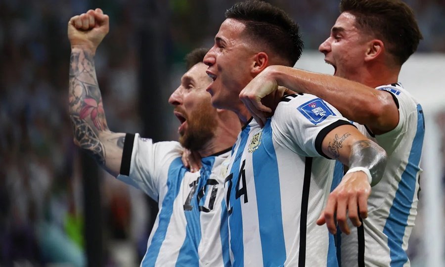 Con Goles De Messi Y Enzo Fernández, Argentina Venció 2-0 A México Y ...